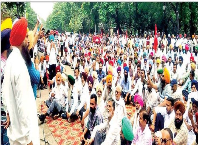 protest Electricity Corporation patiala